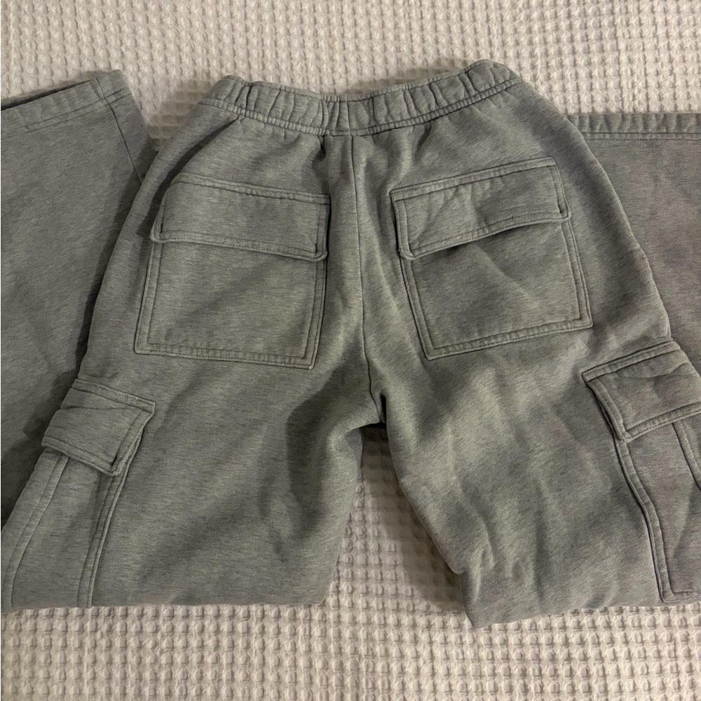 Aritzia Gray Cargo Joggers - Picture 2 of 2